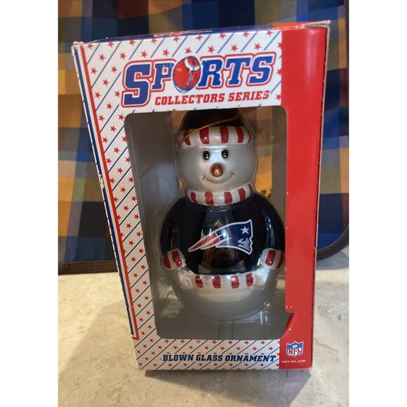 New England Patriots Blown Glass Christmas Ornament NFL Sports Collectors Series - Picture 1 of 6